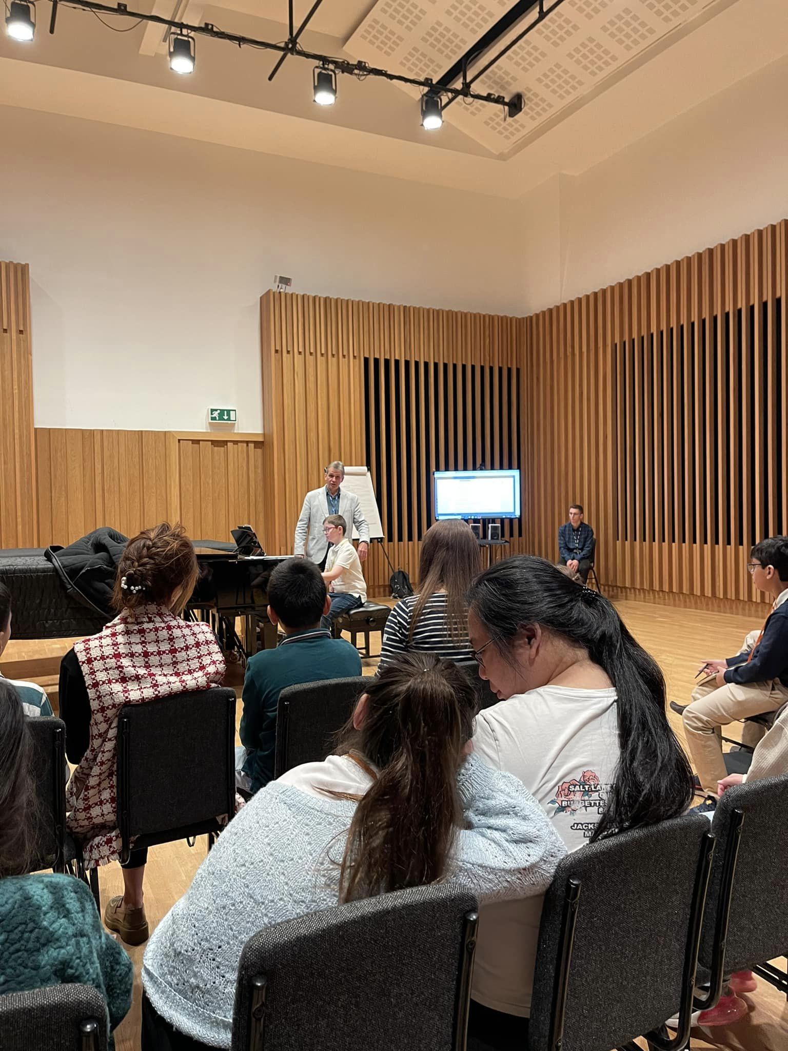 Scales and exercises ‘drop in’ workshop – Chetham’s International Piano ...